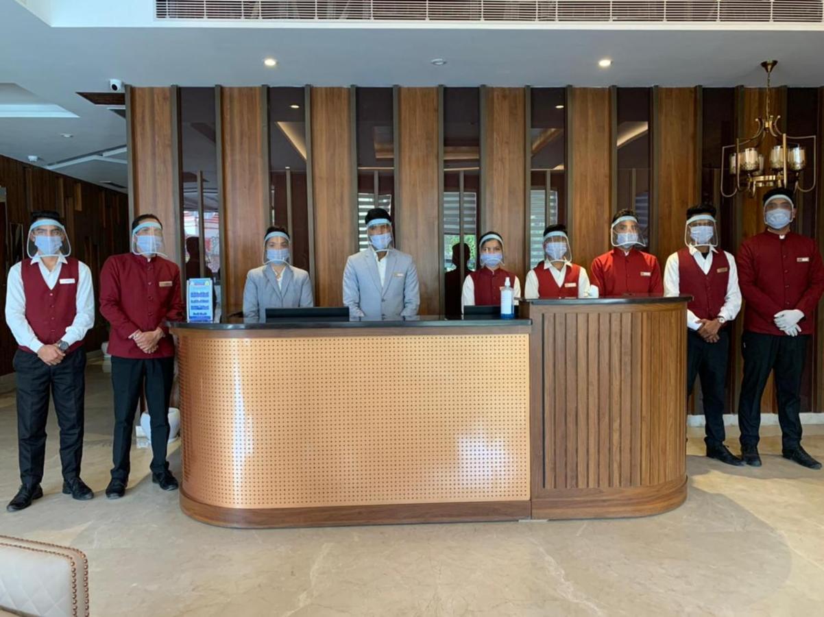 Hotel The Vilana A Unit Of Jg Developers Risikés Kültér fotó